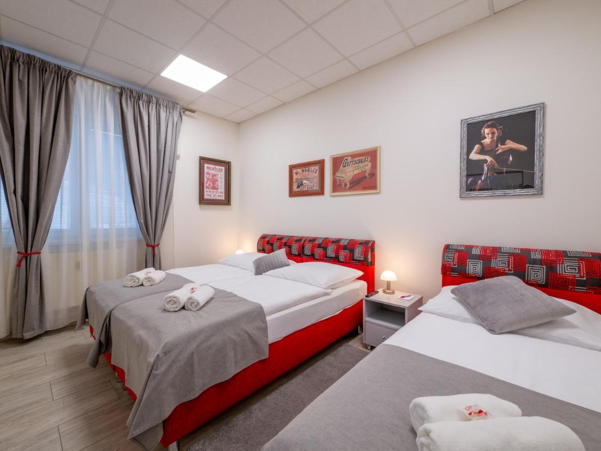 Style Aparthotel *