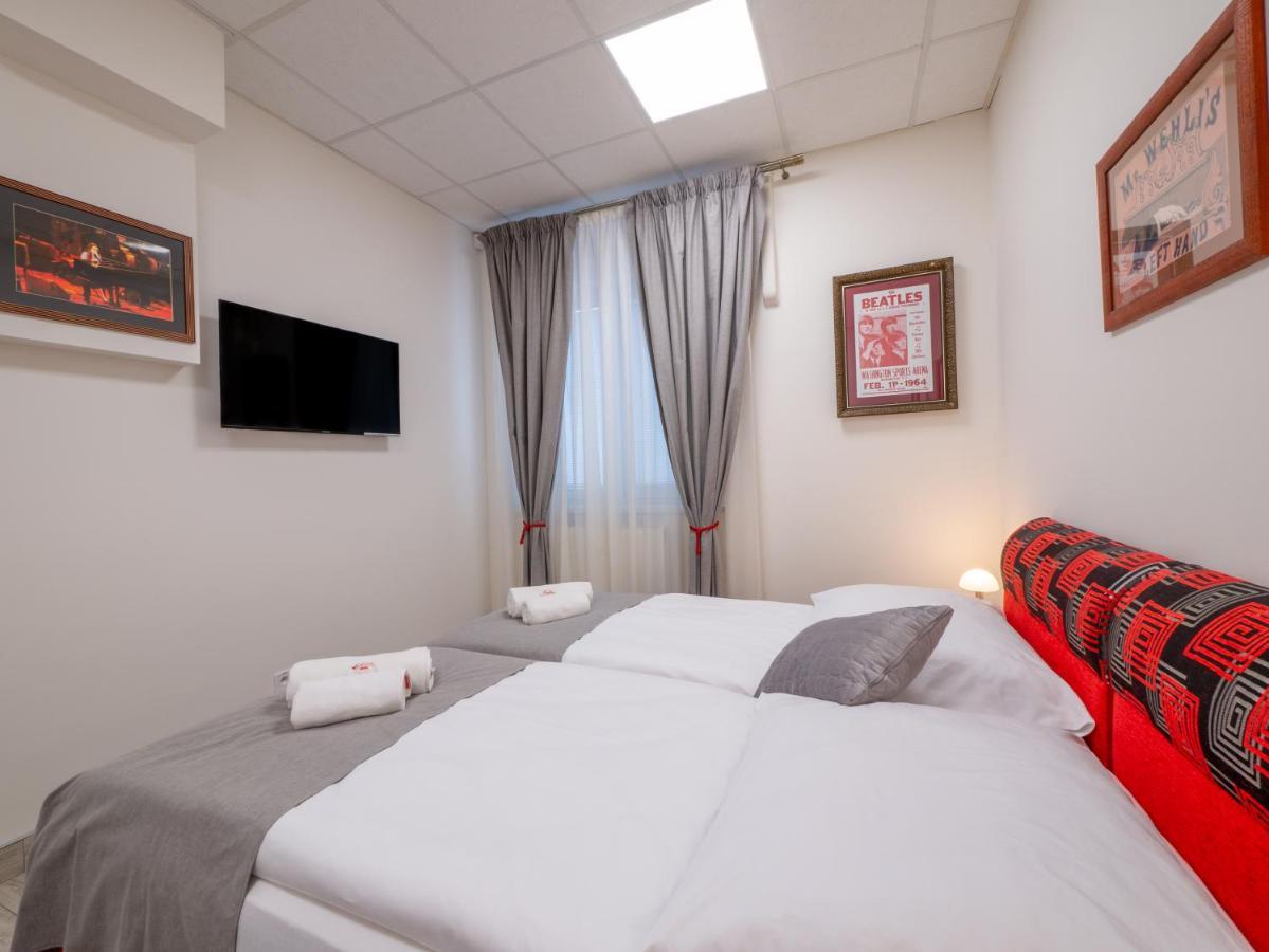 Aparthotel Style *
